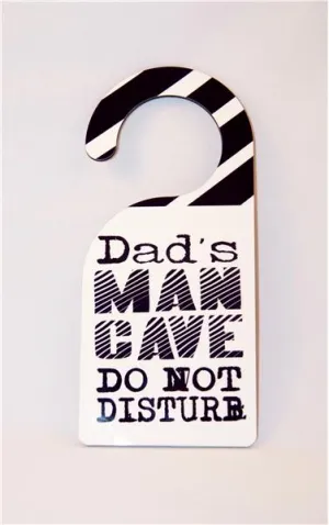 Dad’s Man Cave Door Hanger