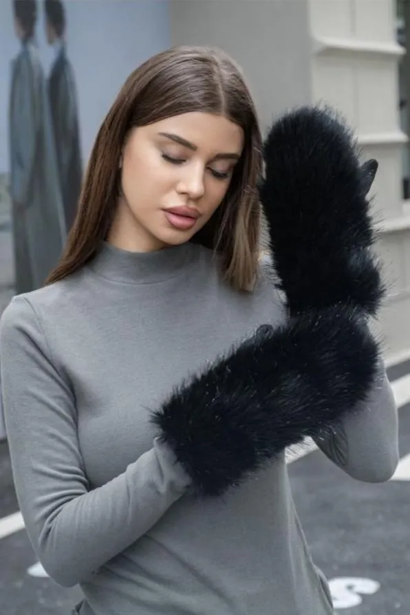 G2004 Faux Fur Mittens