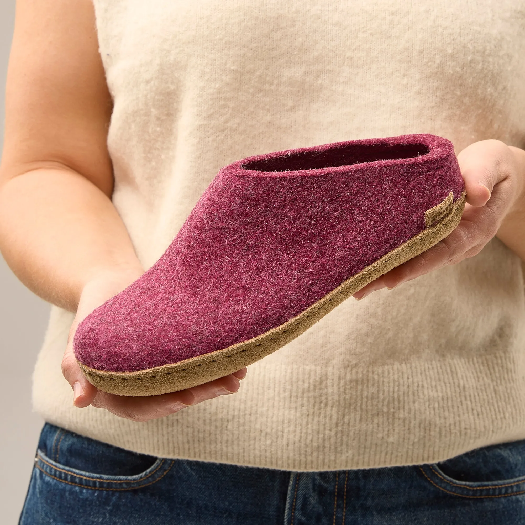 Slip-on with leather sole - Cranberry