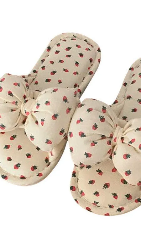 TEEK - Cream Berry Bow Puff Slippers